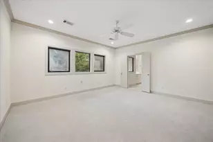 5203 Braeburn Dr, Bellaire, TX 77401 - Photo 38