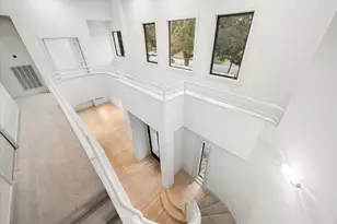 5203 Braeburn Dr, Bellaire, TX 77401 - Photo 28