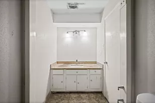 5618 Easthampton Dr, Houston, TX 77039 - Photo 18
