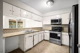 5618 Easthampton Dr, Houston, TX 77039 - Photo 10