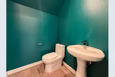 5915 Haring Lane, Houston, TX 77091 - Photo 14