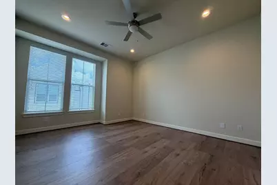 5915 Haring Lane, Houston, TX 77091 - Photo 8
