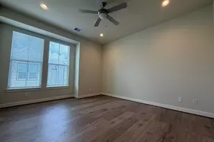 5915 Haring Ln, Houston, TX 77091 - Photo 8