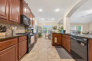 7 Cayahoga Court, The Woodlands, TX 77389 - Photo 12