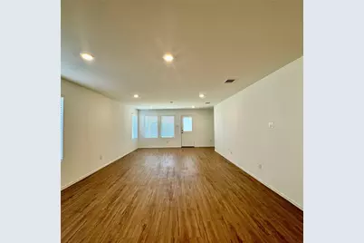 9822 Stoney Spring Lane, Baytown, TX 77521 - Photo 14