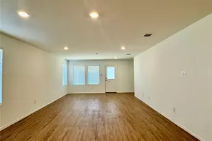 9822 Stoney Spg Ln, Baytown, TX 77521 - Photo 14