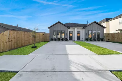 3909 Maggie Street, Houston, TX 77051 - Photo 2