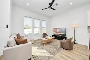 3909 Maggie St, Houston, TX 77051 - Photo 6