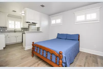 1349 Heights Boulevard #B, Houston, TX 77008 - Photo 10