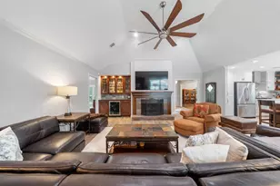 8006 Meadow Pond Dr, Missouri City, TX 77459 - Photo 12