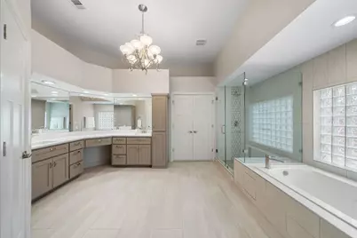 8006 Meadow Pond Drive, Missouri City, TX 77459 - Photo 22