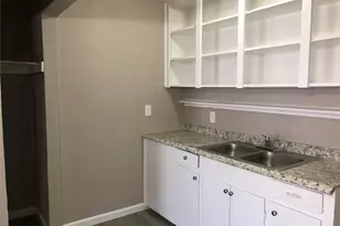 1756 W Main St St, Houston, TX 77098 - Photo 4