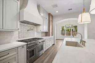 1018 Rosepoint St, Houston, TX 77018 - Photo 10