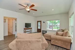 1110 Louise St, Houston, TX 77009 - Photo 10