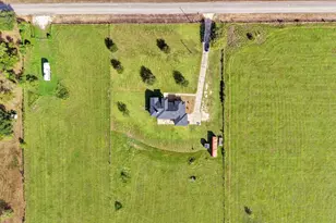 8131 Brinkmeyer Rd, Needville, TX 77461 - Photo 12