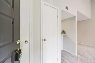 10811 Richmond Ave, Houston, TX 77042 - Photo 10