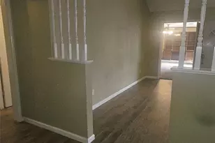 315 University St, Wharton, TX 77488 - Photo 2