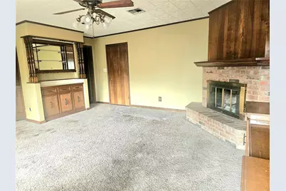 315 University Street, Wharton, TX 77488 - Photo 14