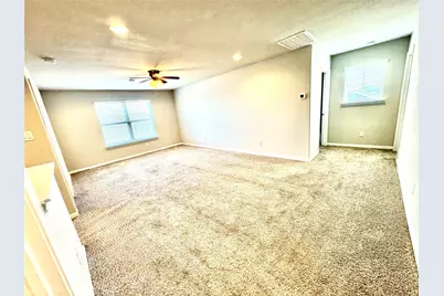 8210 Oakleaf Meadow Court, Rosharon, TX 77583 - Photo 28