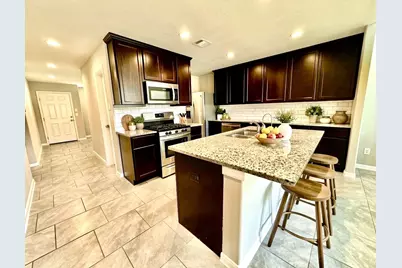 8210 Oakleaf Meadow Court, Rosharon, TX 77583 - Photo 10