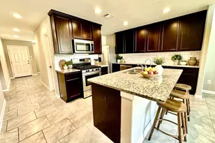 8210 Oakleaf Meadow Ct, Rosharon, TX 77583 - Photo 10