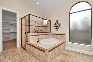 1611 Lynnview Dr, Houston, TX 77055 - Photo 20