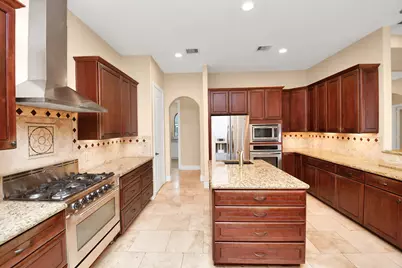 1611 Lynnview Drive, Houston, TX 77055 - Photo 8