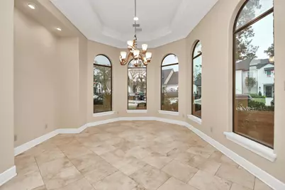 1611 Lynnview Drive, Houston, TX 77055 - Photo 14