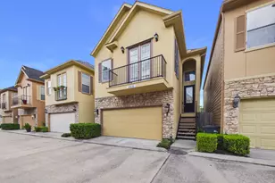 10818 Almeda Park Dr, Houston, TX 77045 - Photo 2