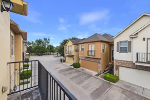 10818 Almeda Park Dr, Houston, TX 77045 - Photo 20