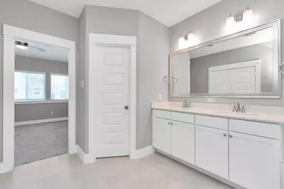 2703 Brown Lake Street, Houston, TX 77008 - Photo 22