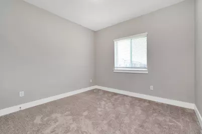 2703 Brown Lake Street, Houston, TX 77008 - Photo 28