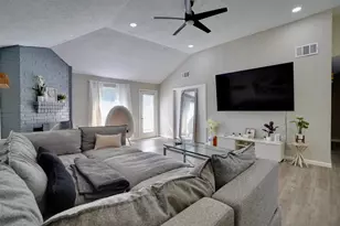 4010 Oak Terrace Ct, Houston, TX 77082 - Photo 12