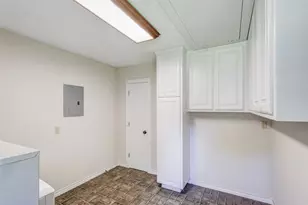 827 Bell Dr, Euless, TX 76039 - Photo 12