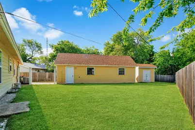 827 Bell Drive, Euless, TX 76039 - Photo 18