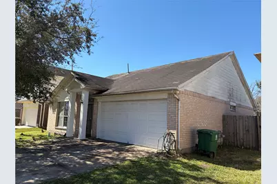 15738 Boonridge Road, Houston, TX 77053 - Photo 2
