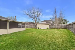 9217 Mohawk Dr, La Porte, TX 77571 - Photo 30