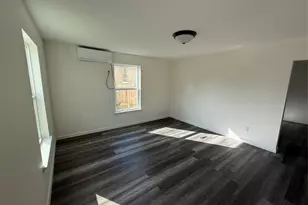 7019 Bonham St, Houston, TX 77020 - Photo 2