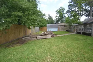 10419 Hollyglen Dr, Houston, TX 77016 - Photo 4