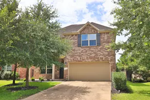 19 Canterborough Pl, Tomball, TX 77375 - Photo 1