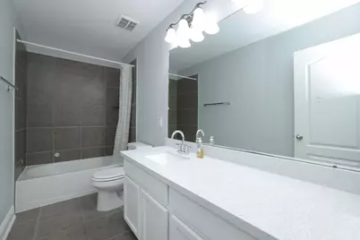 19 Canterborough Place, Tomball, TX 77375 - Photo 30