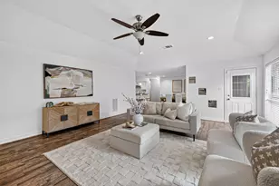 14222 Stokesmount Dr, Houston, TX 77077 - Photo 6