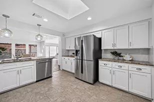 14222 Stokesmount Dr, Houston, TX 77077 - Photo 20
