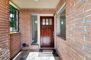 14222 Stokesmount Dr, Houston, TX 77077 - Photo 4