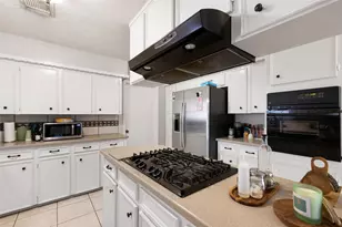 4205 Lariat Dr, Baytown, TX 77521 - Photo 12