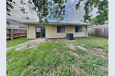 3902 Mattingham Drive, Houston, TX 77066 - Photo 16