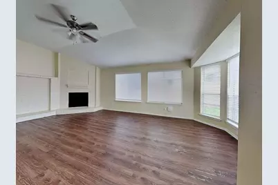 3902 Mattingham Drive, Houston, TX 77066 - Photo 4