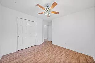 5010 E Newpark Dr, Houston, TX 77041 - Photo 22