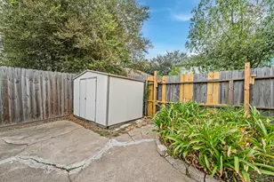 5010 E Newpark Dr, Houston, TX 77041 - Photo 40