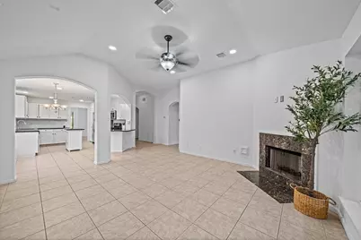 5010 E Newpark Drive, Houston, TX 77041 - Photo 8